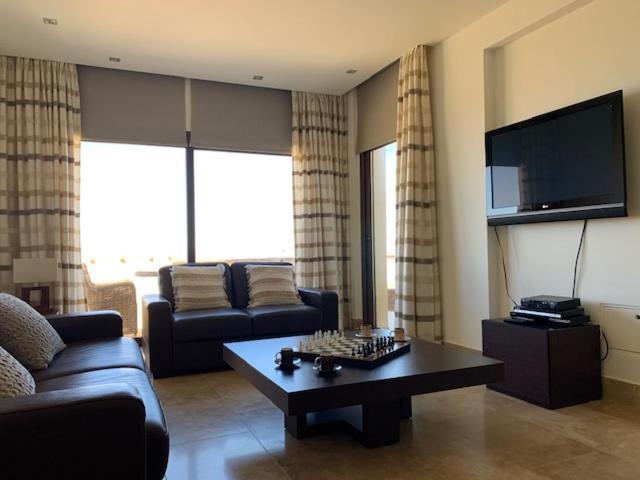 Beau Views Seven Apartment เปเยีย ภายนอก รูปภาพ