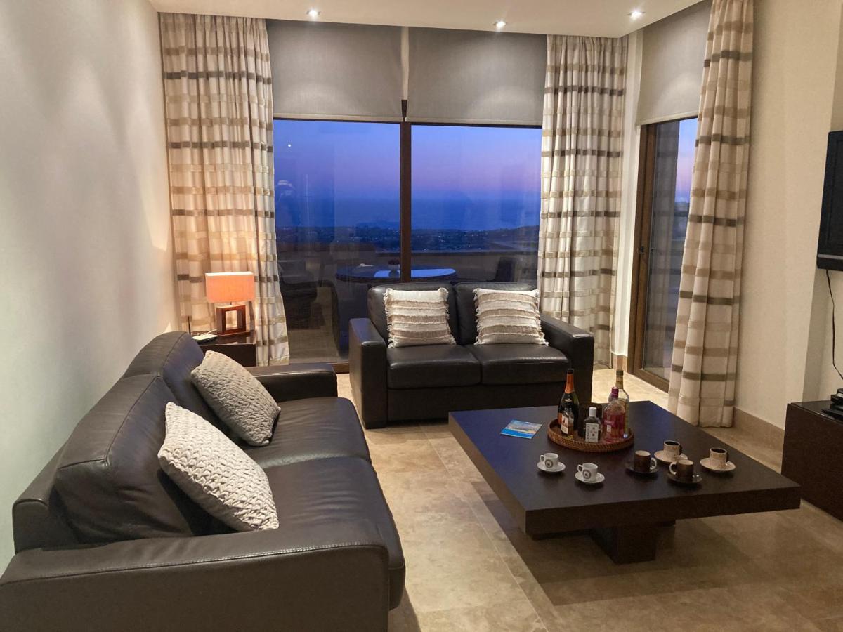 Beau Views Seven Apartment เปเยีย ภายนอก รูปภาพ
